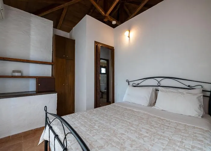 Myrto Villas Stoúpa