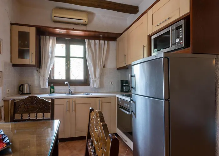 Aparthotel Myrto Villas Stoúpa