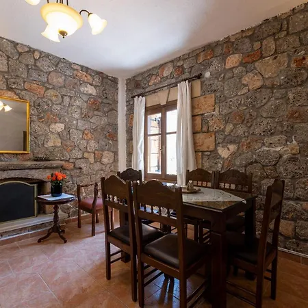 Myrto Villas 公寓式酒店 *