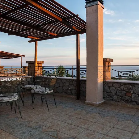 Myrto Villas