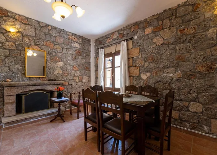 Myrto Villas Apart-hotel 4*